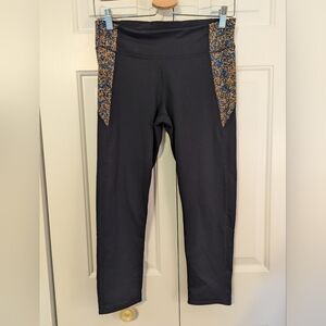 Under Armour medium black leggings